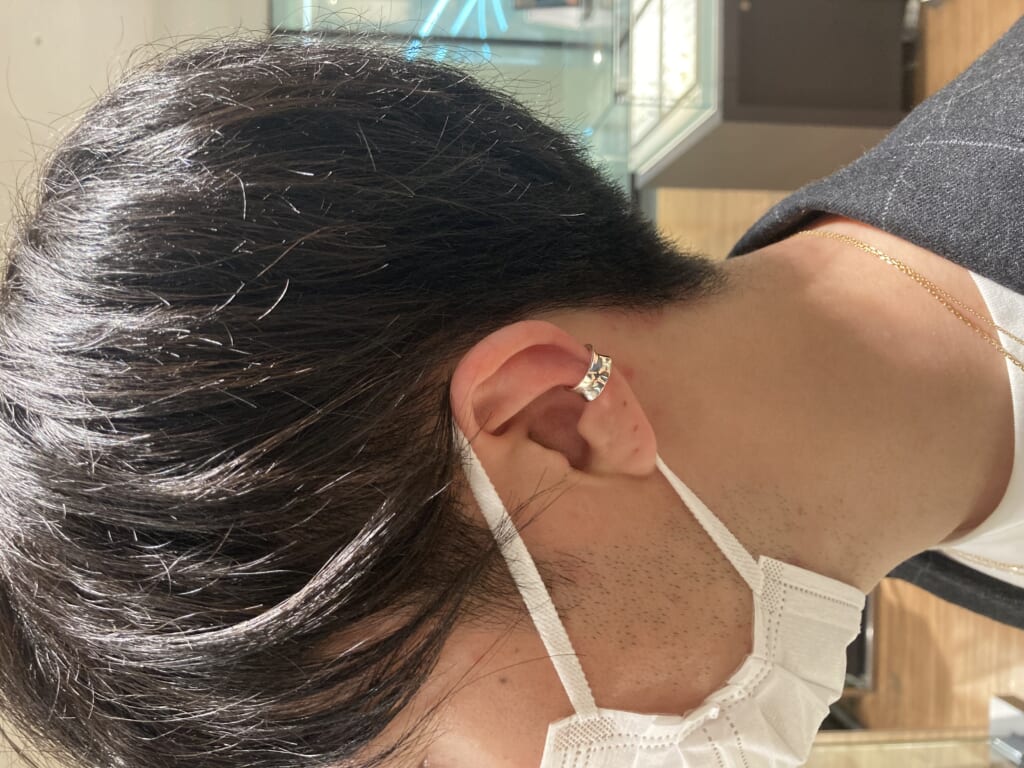 Suman Dhakhwa　スーマンダックワ　Silver Curvature Ear Cuff　シルバーカーヴァチャーイヤーカフ　Silver　シルバー