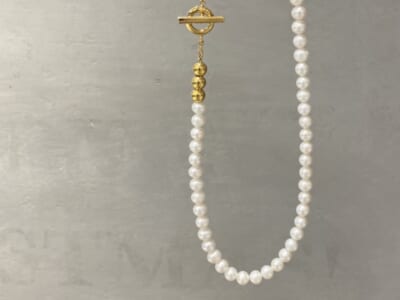 Pearl Beads T-bar Necklace