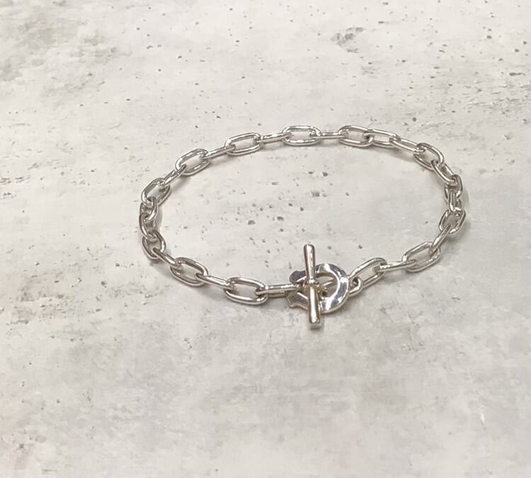 Horseshoe Amulet Chain Brace