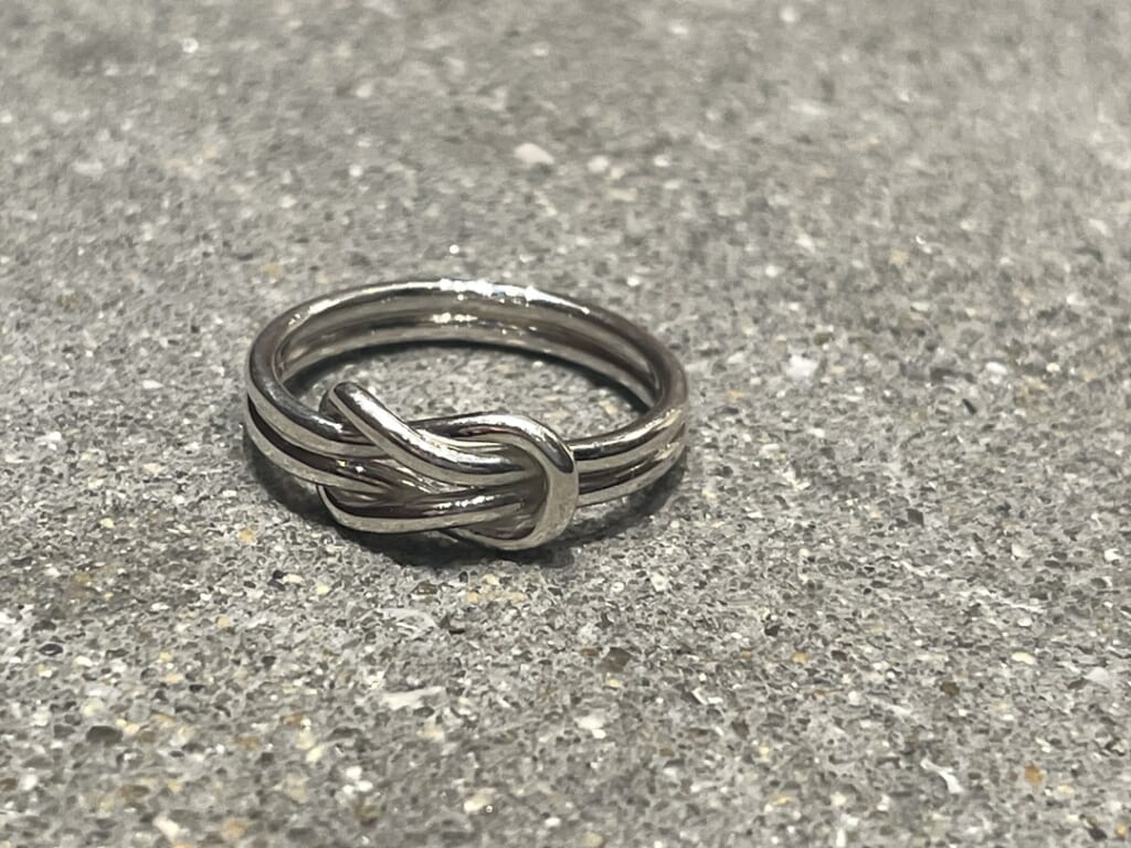 Small Eternal Knot Ring物撮り